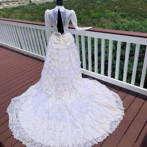 Vintage Lace‎ Wedding Dress